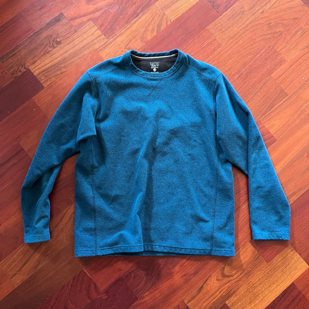 Mountain hardwear sweater